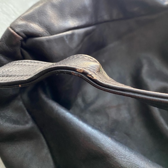 Vintage Black Leather Messenger Bag - Picture 9 of 13